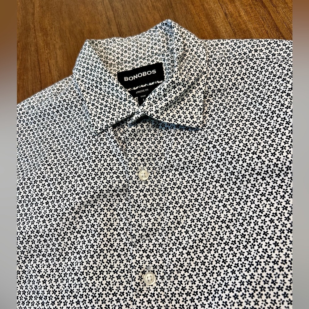 Bonobos Short Sleeve Button Up Down Men's Floral Black and White Cotton Shirt